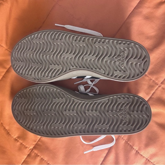 Adidas VL Court 3.0 shoe 7.5 - Picture 3 of 4